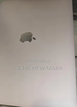 New Laptop Apple MacBook Pro M1 8GB Intel SSD 256GB