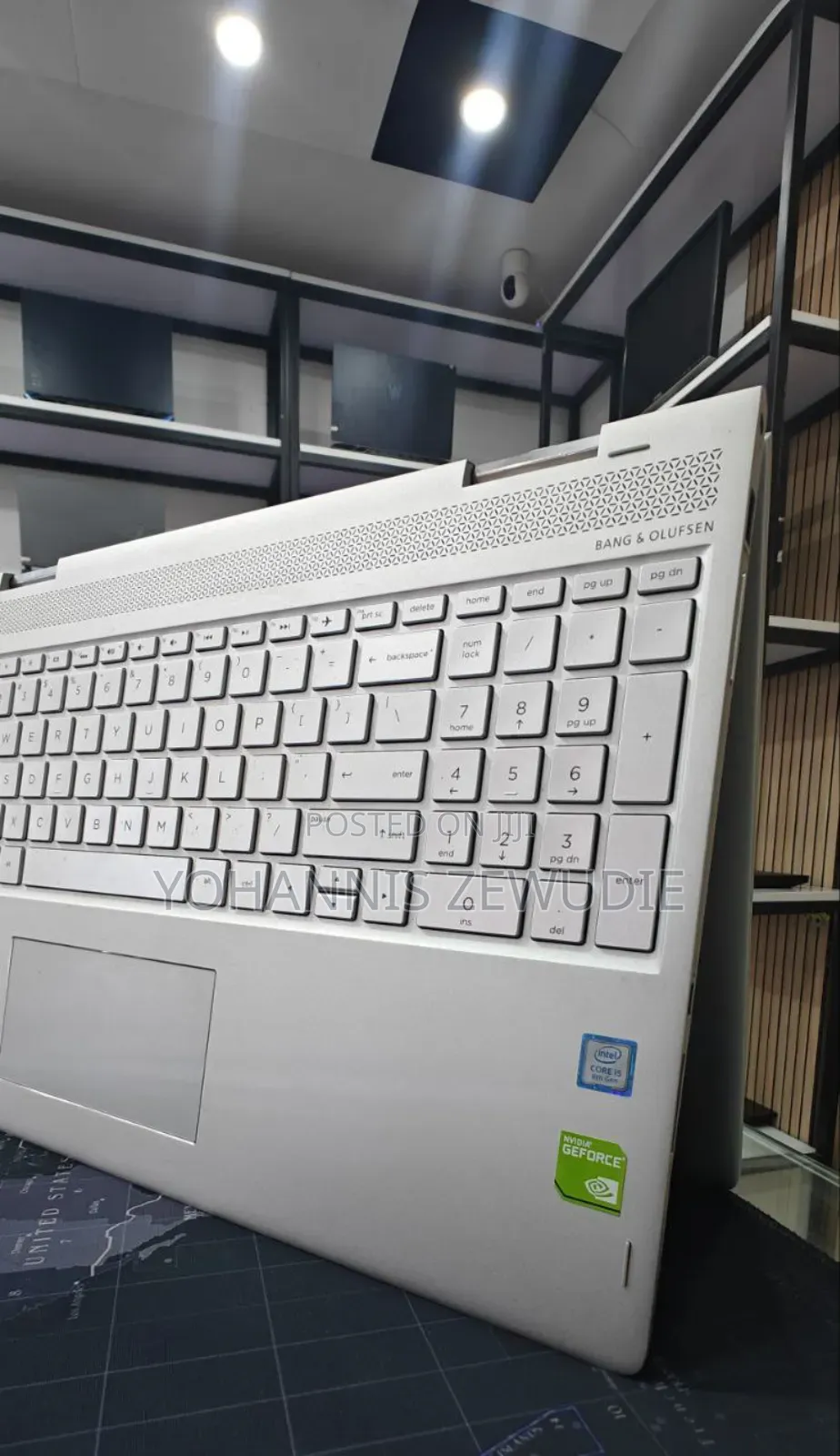 New Laptop HP Envy X360 8GB Intel Core I5 SSD 512GB