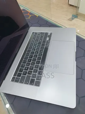 New Laptop Apple MacBook Pro 2019 32GB Intel Core I9 SSD 2T