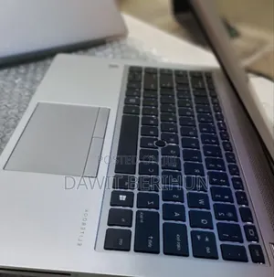 Photo - New Laptop HP EliteBook 840 G5 16GB Intel Core i7 SSD 512GB