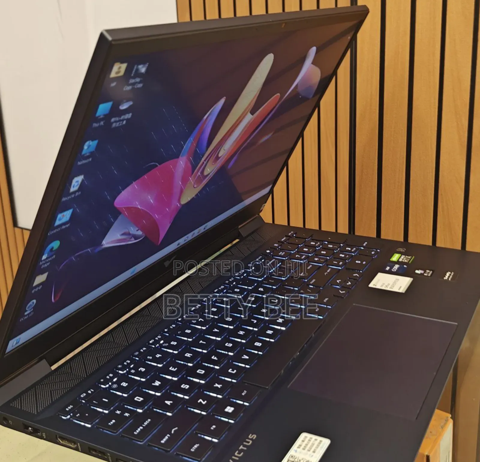 New Laptop HP Victus 15 16GB Intel Core I7 SSD 512GB