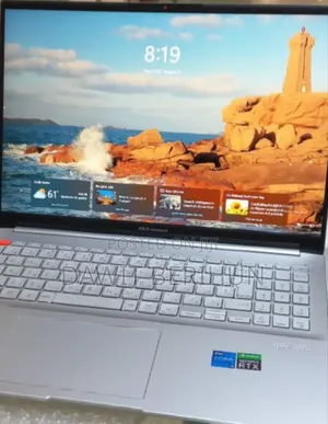 Photo - New Laptop Asus Vivobook 16 16GB Intel Core I5 SSD 512GB