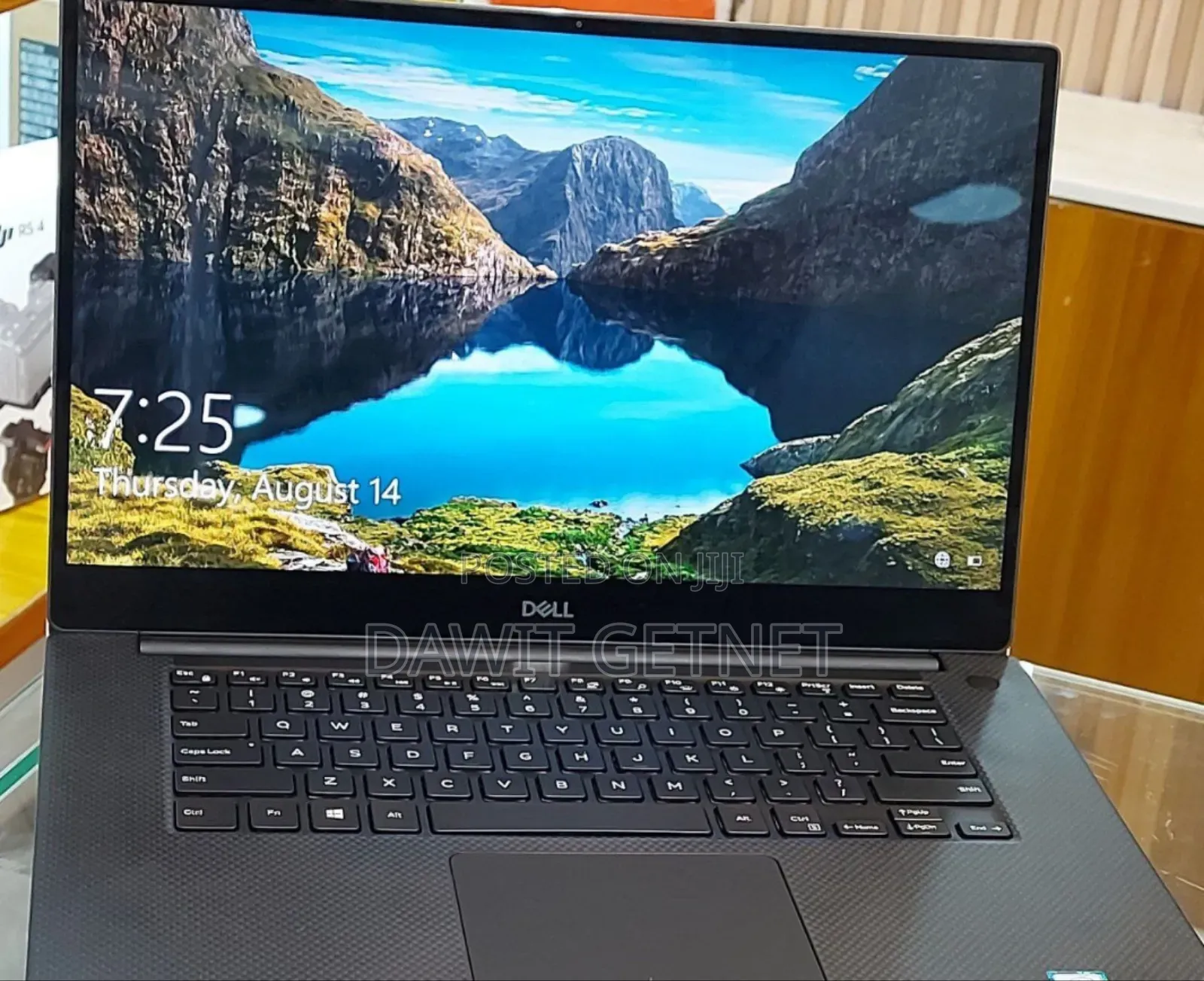 New Laptop Dell Inspiron 15 4GB Intel Core I5 HDD 500GB