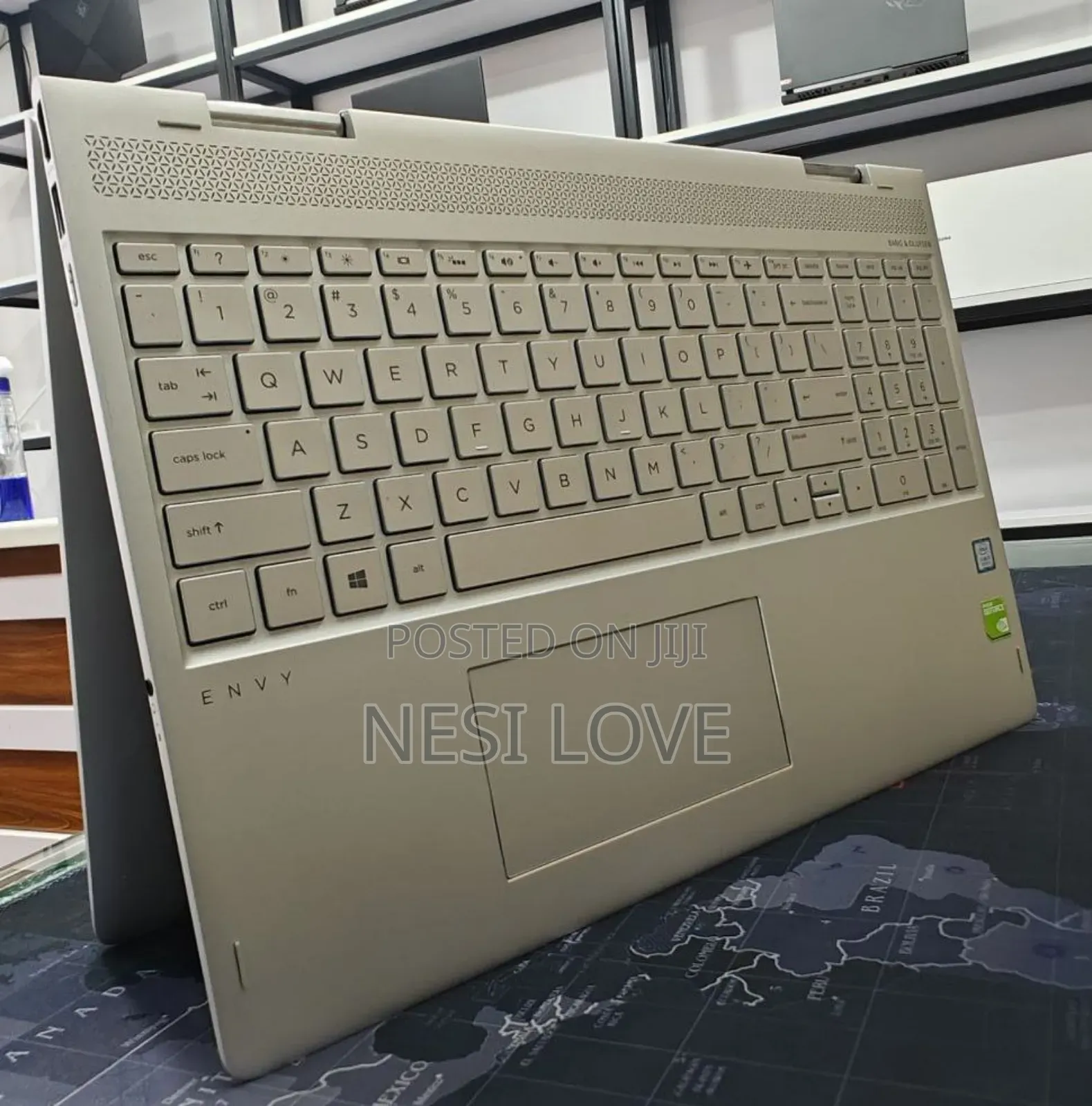 New Laptop HP Envy X360 8GB Intel Core I5 SSD 512GB