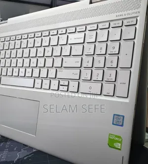 New Laptop HP Envy X360 8GB Intel Core I5 SSD 512GB