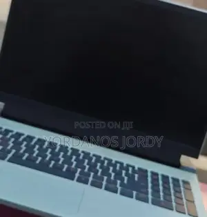 New Laptop Dell G15 5511 16GB AMD Ryzen 7 SSD 512GB