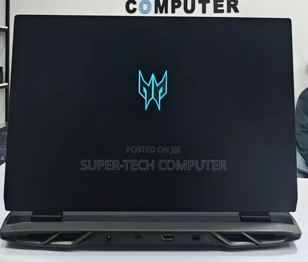 New Laptop Acer Predator Helios 300 16GB Intel Core I9 SSD 512GB