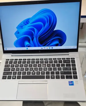 New Laptop HP EliteBook 840 16GB Intel Core I7 SSD 512GB
