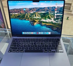 Photo - New Laptop Apple MacBook Pro M1 16GB Intel Core I7 SSD 512GB