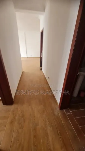 3bdrm Apartment in Nohe, Yeka for sale