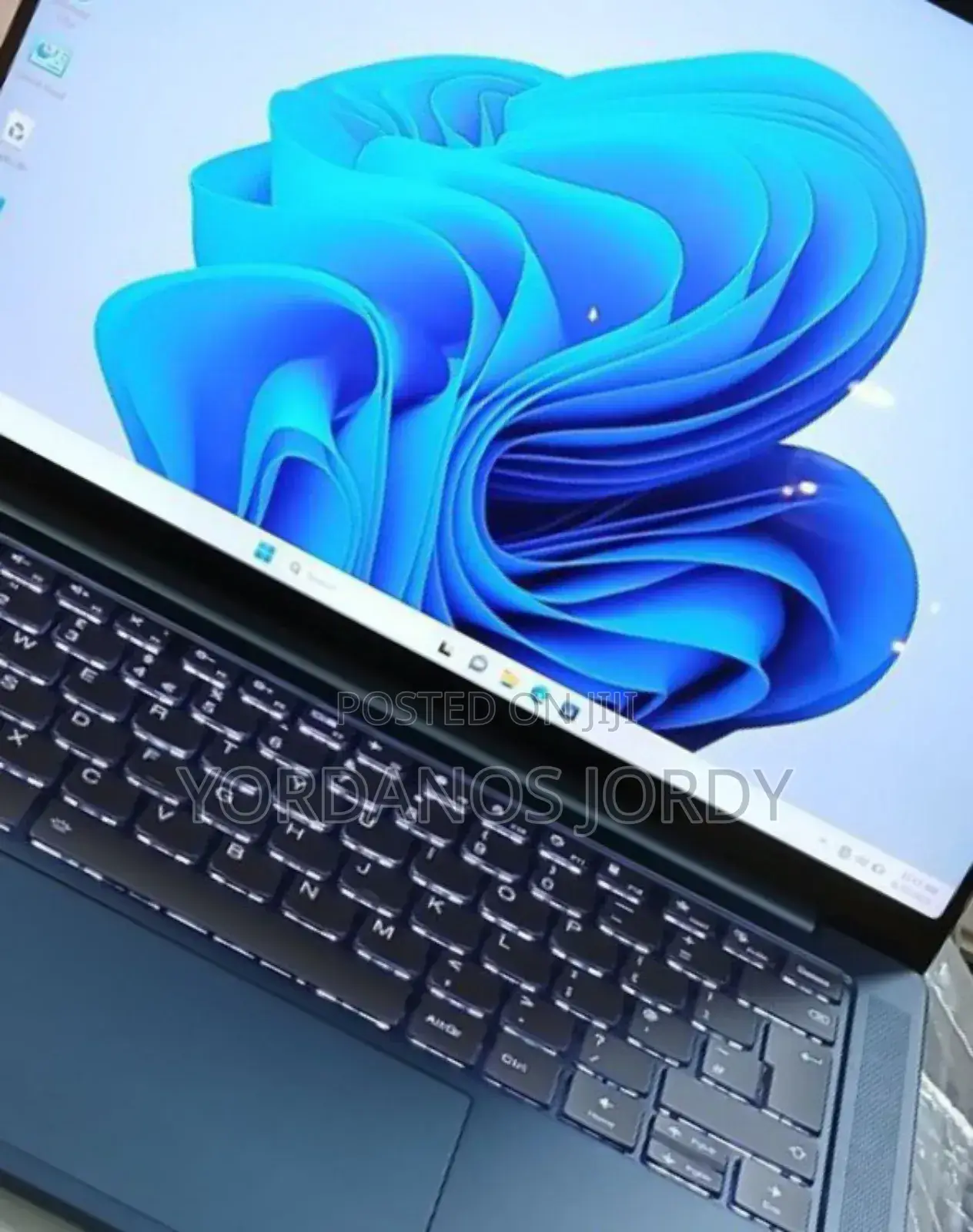 New Laptop Lenovo Yoga 3 32GB Intel Core I7 SSD 1T