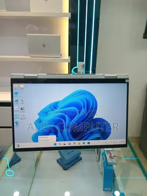 New Laptop HP Envy X360 16GB Intel Core I5 SSD 512GB