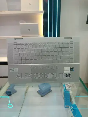 New Laptop HP Envy X360 16GB Intel Core I5 SSD 512GB