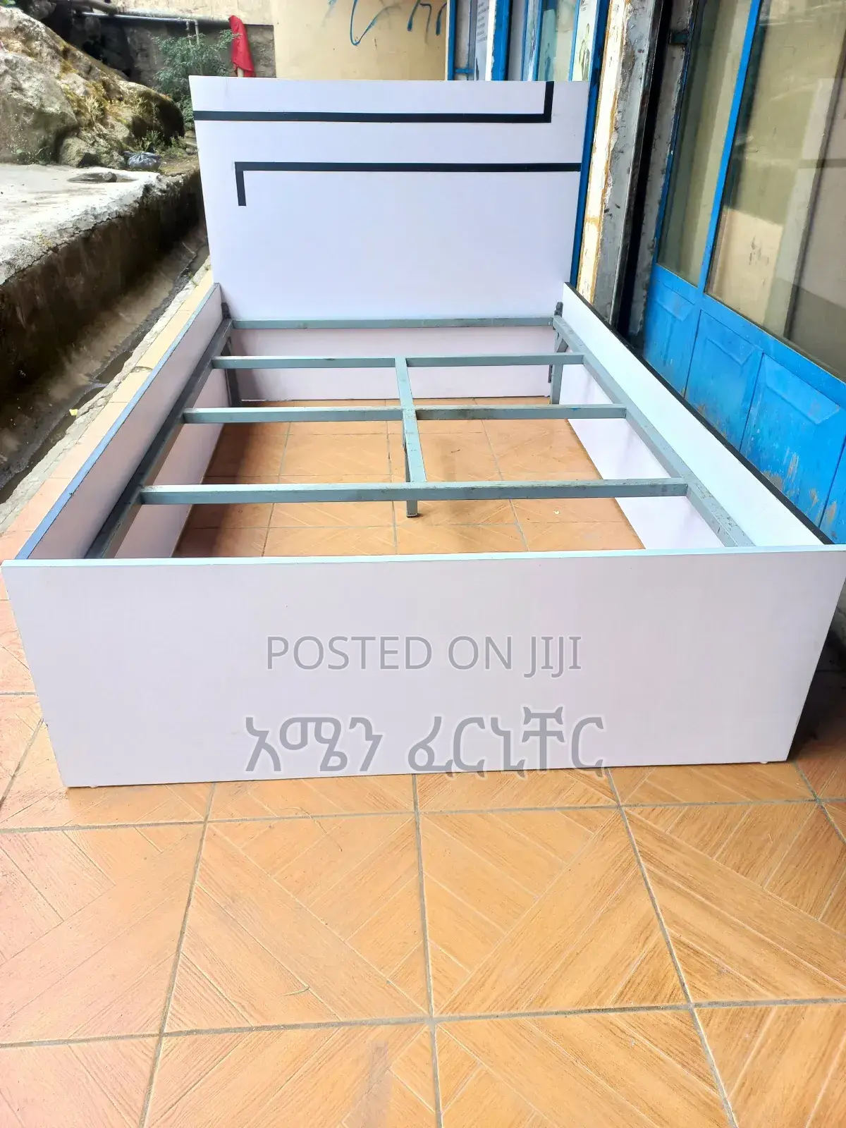 አልጋ(Alga),Bed 1.20 በ8800. ከፍራሽ ጋር በ15000.