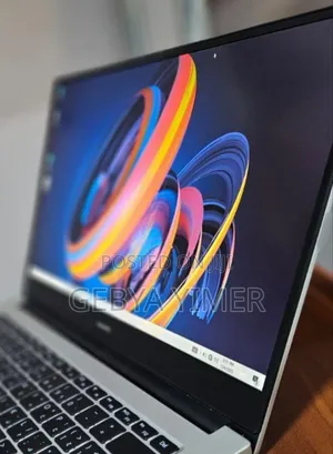 New Laptop Huawei MateBook 13 WRT-W19E 8GB Intel Core I5 SSD 512GB