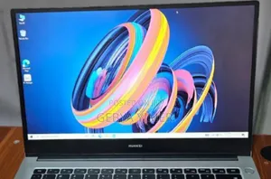 New Laptop Huawei MateBook 13 WRT-W19E 8GB Intel Core I5 SSD 512GB