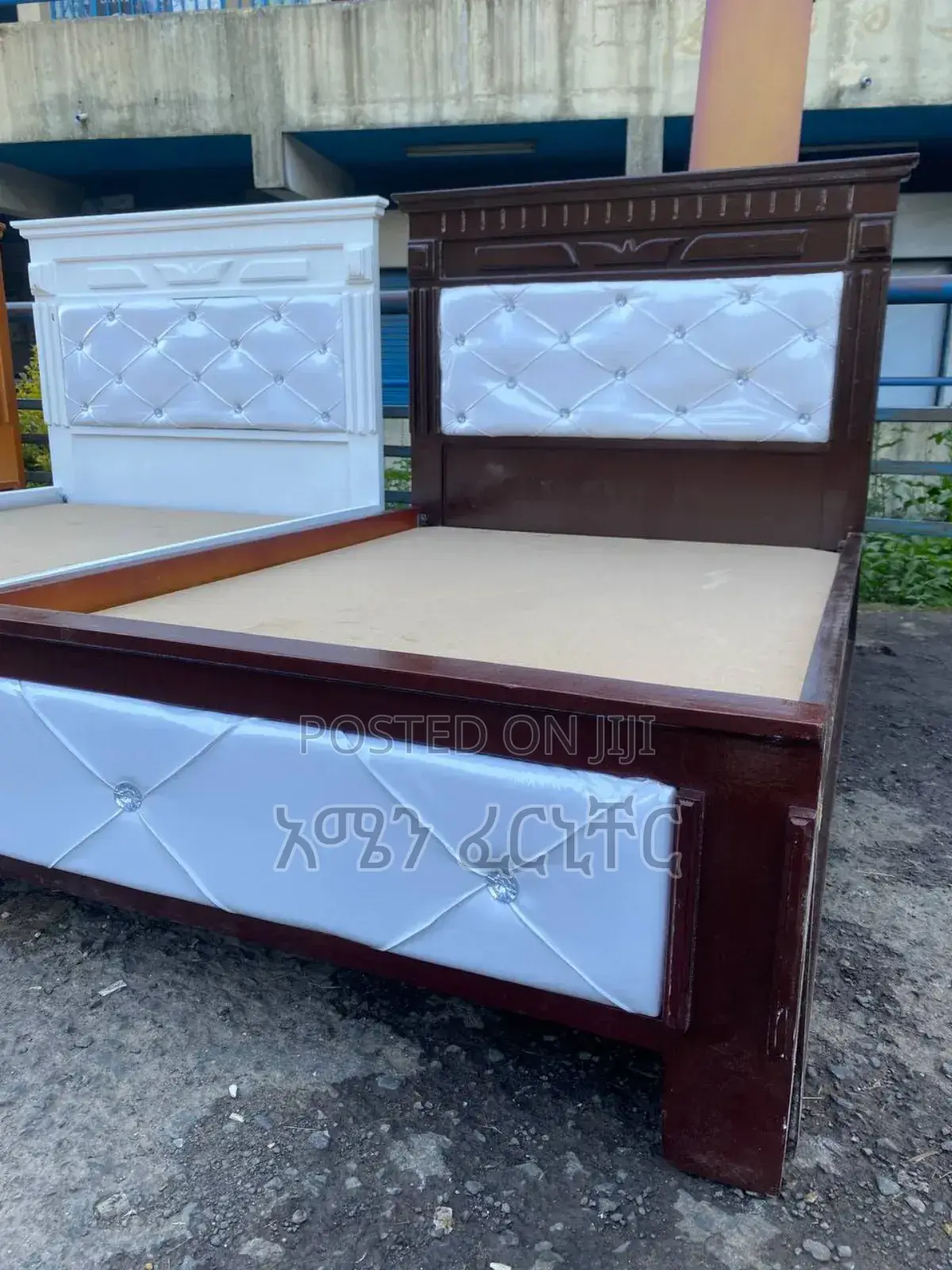 1.20 ታፕሴሪ አልጋ (Alga) Bed በ13500. ከፍራሽ ጋር 19500.)