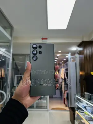 Photo - Samsung Galaxy S23 Ultra 256 GB Green