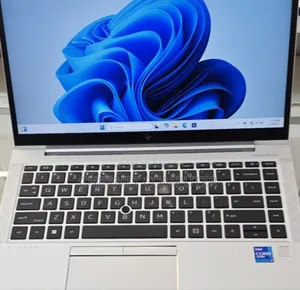New Laptop HP EliteBook 840 G8 16GB Intel Core I7 SSD 512GB