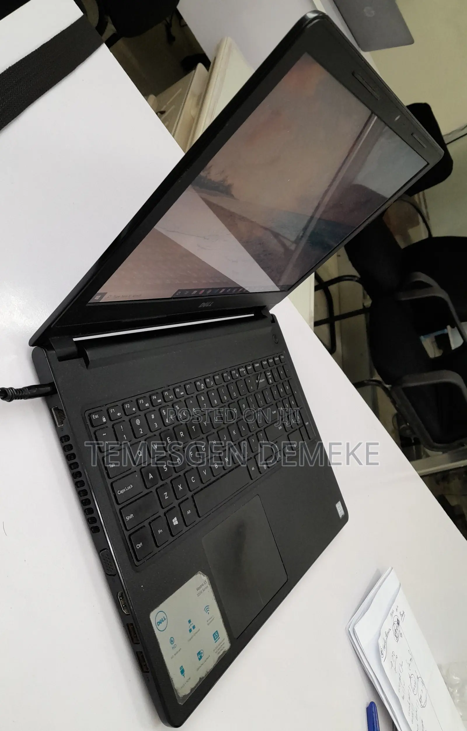 Laptop Dell Vostro 3000 12GB Intel Core I5 HDD 1T