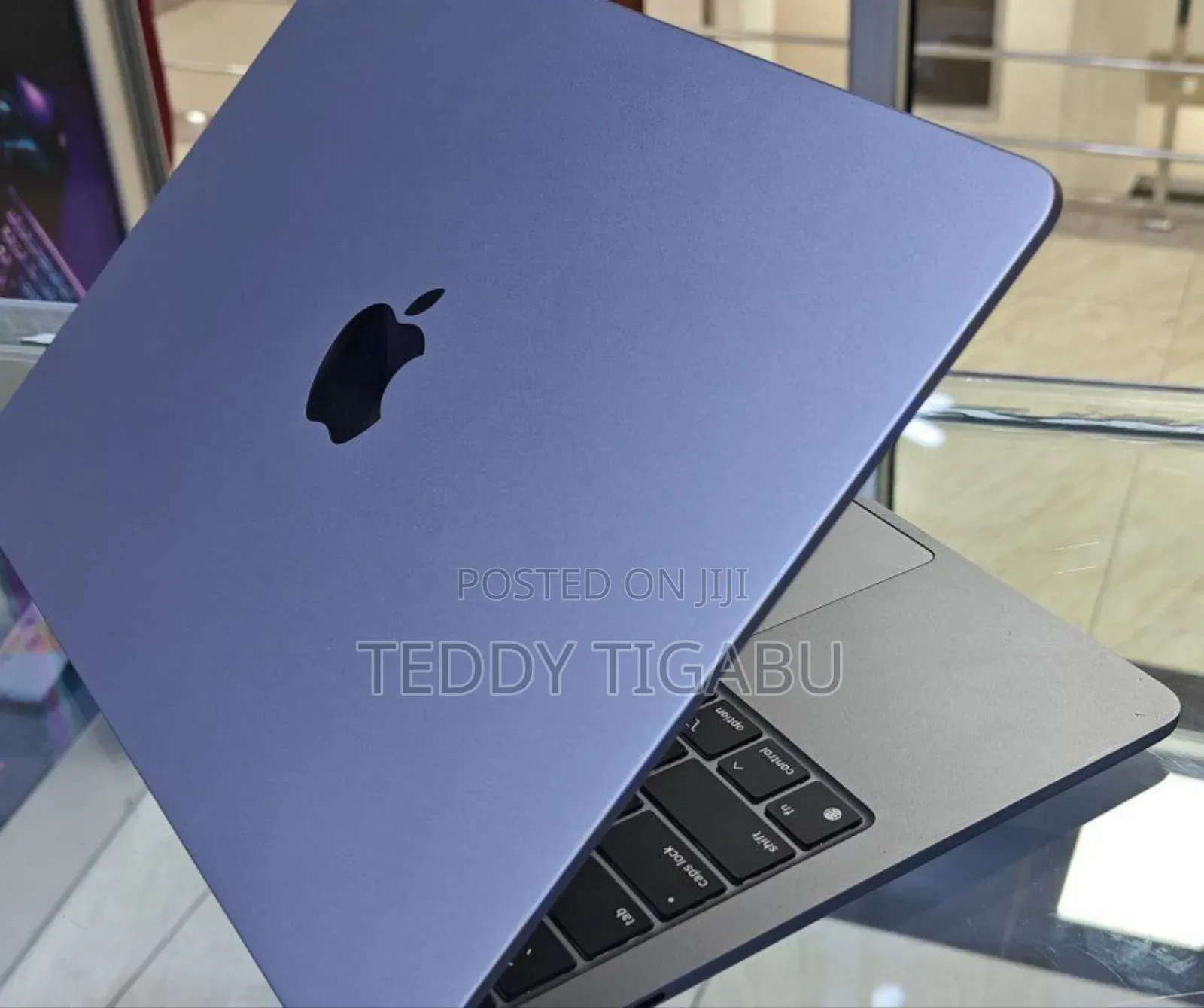 New Laptop Apple MacBook Air 16GB Apple M1 SSD 512GB