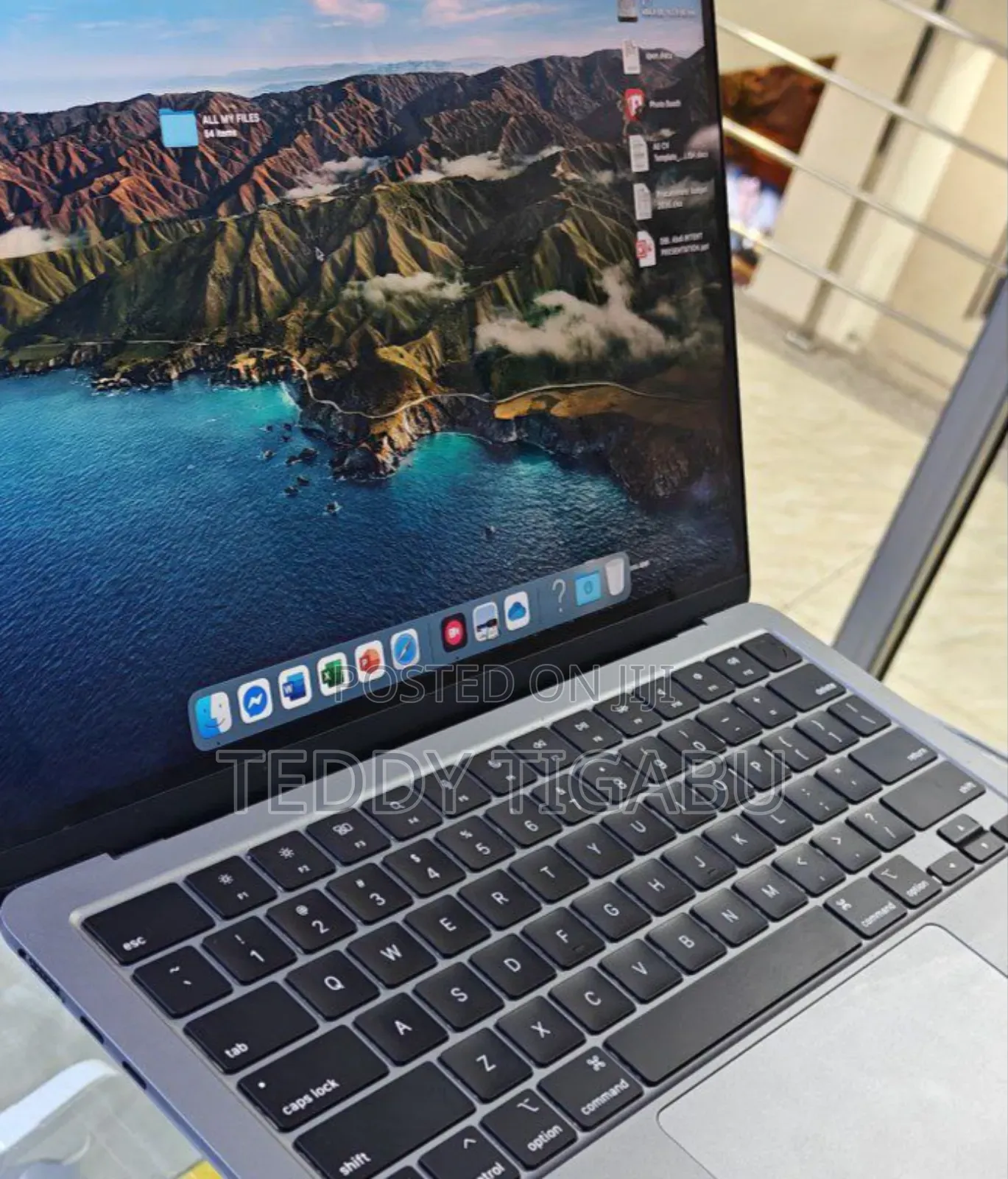 New Laptop Apple MacBook Air 16GB Apple M1 SSD 512GB