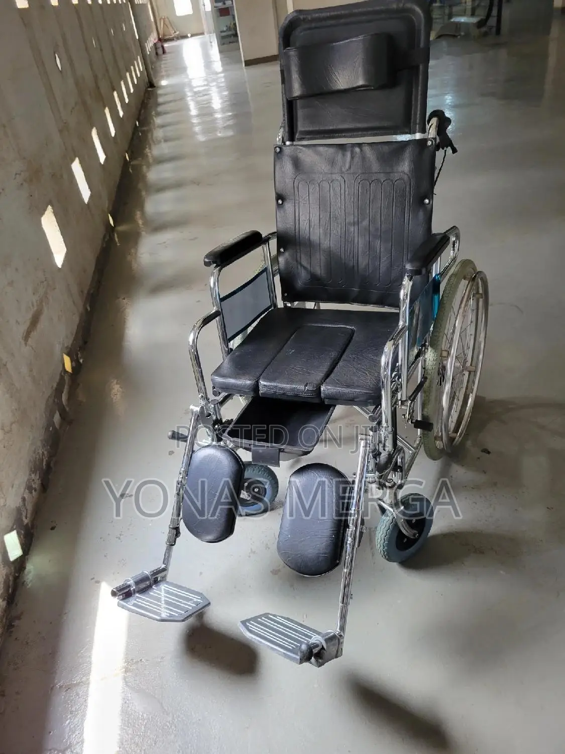 Multi-Purpose+Bedside Wheelchair延三wheelchair፵፭wheelchair₹£Wheelchair