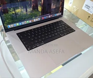 New Laptop Apple MacBook Pro M1 16GB Apple M1 Pro SSD 1T