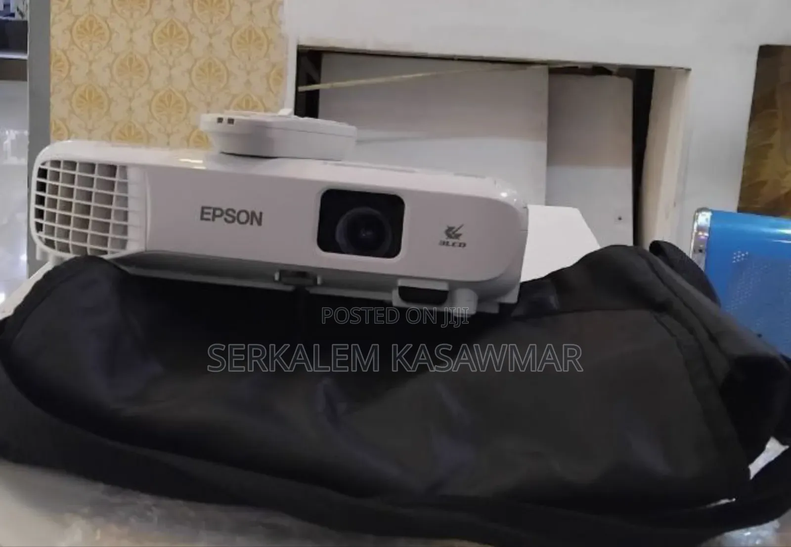 1epson Projector Brand New 
With Cartoon 
Model Name: Eb-E