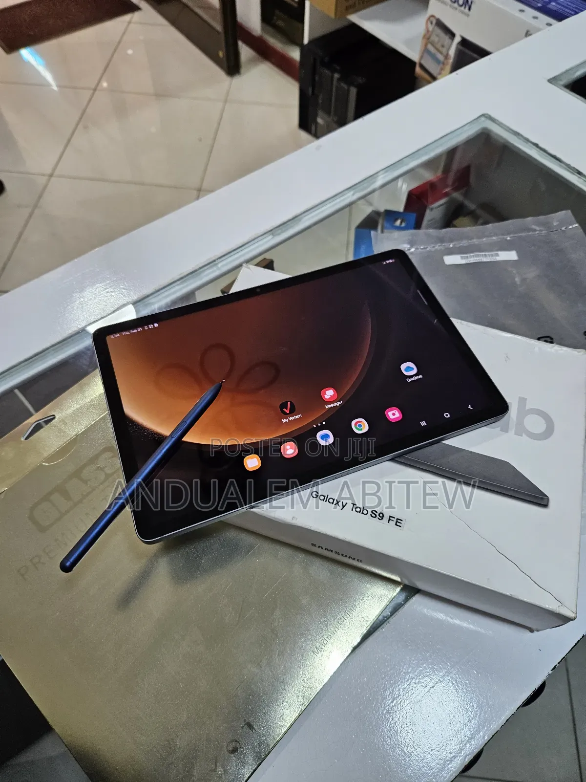 New Samsung Galaxy Tab S9 FE 128 GB Gray