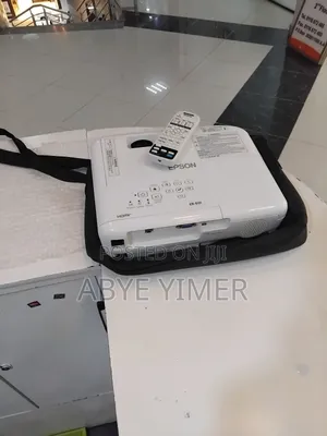 1epson Projector Model Name: Eb-E01 Hardware Interface: