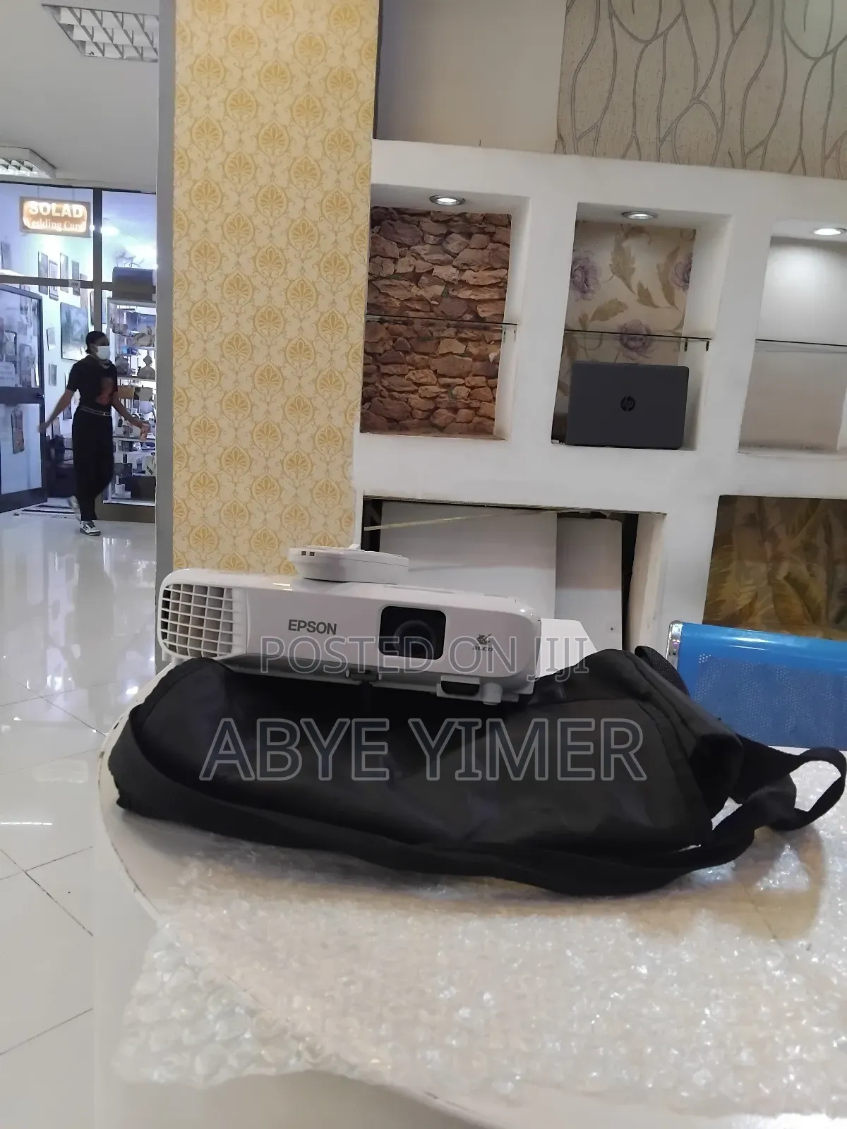 1epson Projector Model Name: Eb-E01 Hardware Interface: