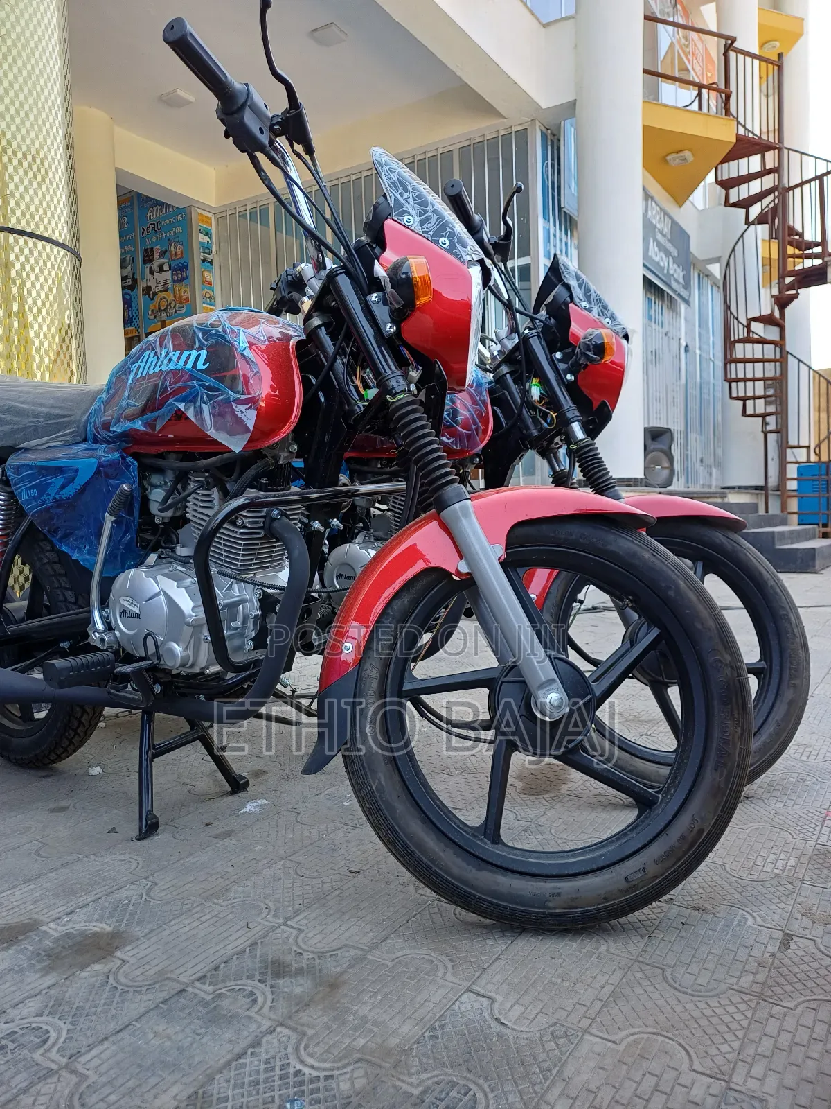 New Bajaj Boxer 150 UG 2024 Red