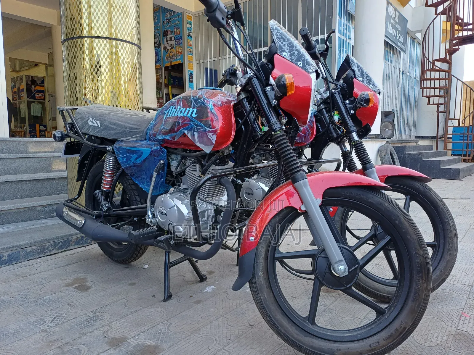 New Bajaj Boxer 150 UG 2024 Red