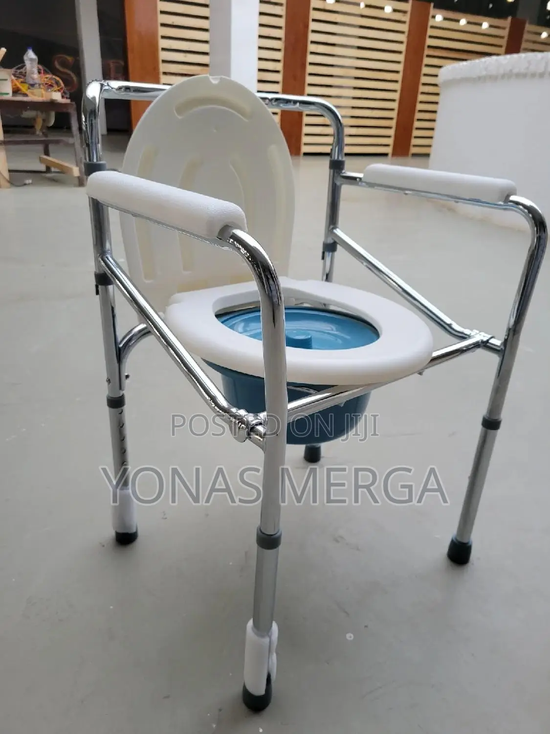 Commode+Toilet+Bedside Chair劉𡊨shower+Bathing Chair昣雁pot=Hygienic Cher