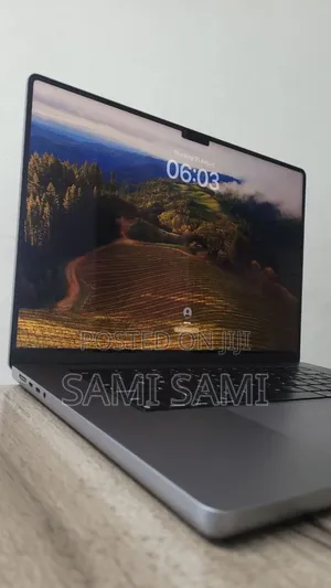 New Laptop Apple MacBook Pro 2021 M1 16GB Apple M1 Pro SSD 512GB