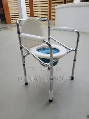 Photo - Commode+Bedside Chair疏工commodo Chair页፪potty##Pot Chair+%Portable Chair