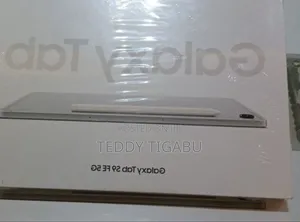 Photo - New Samsung Galaxy Tab S9 FE 128 GB Silver
