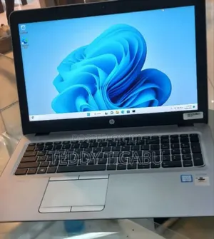 Photo - New Laptop HP EliteBook 840 G3 8GB Intel Core i5 HDD 1T