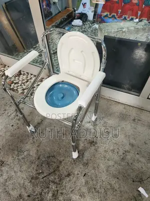 Photo - Toilet Chair Stainless知縣commode Chair參觀commode Chair座落commode Chair