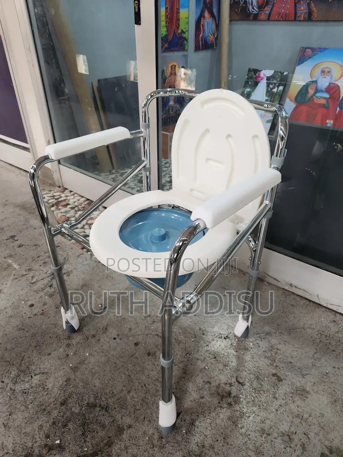 Commode Chair簾你commode Chair姿態toilet Chair画你poty Chair頇了commode Chair