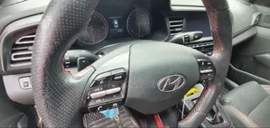 Hyundai Avante 2019 Gray