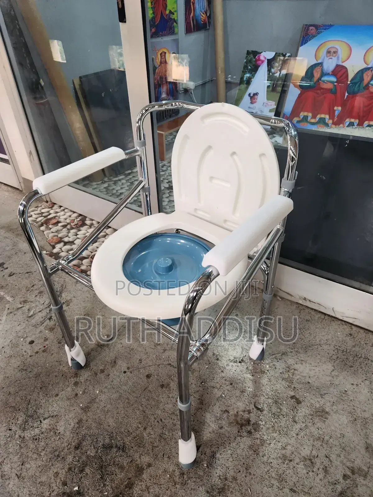 Toilet Chair今天commode Chair冷卻toilet Chair胎兒commode Chair无大commode Chai