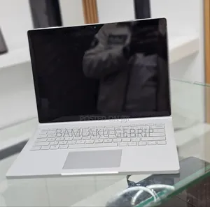 Photo - New Laptop Microsoft Surface 16GB Intel Core I7 SSD 256GB