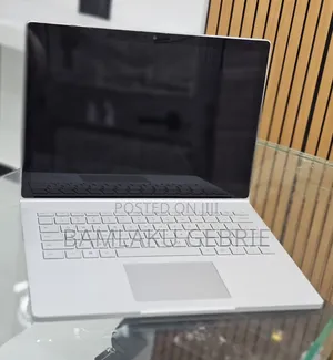 New Laptop Microsoft Surface 16GB Intel Core I7 SSD 256GB