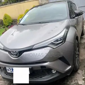 Photo - Toyota C-HR 2020 Gray