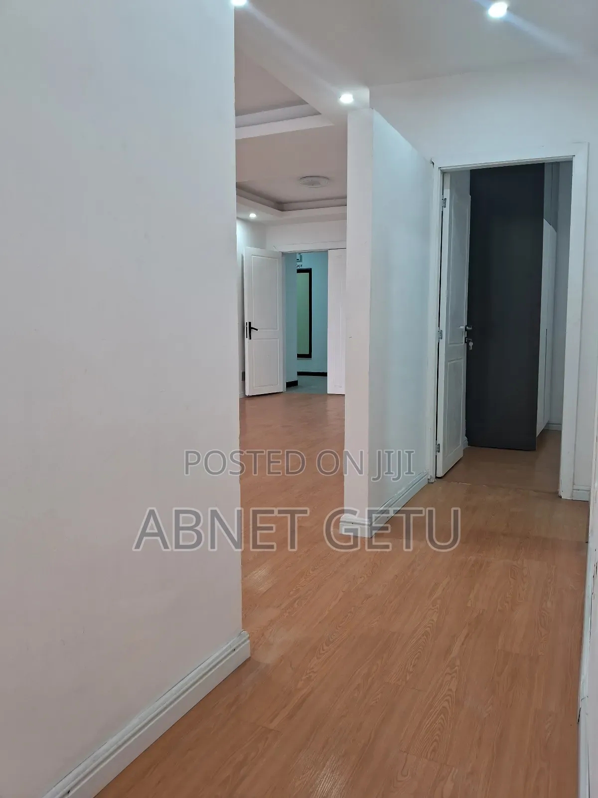 3bdrm Apartment in Jenboro Realestate, Bole for sale