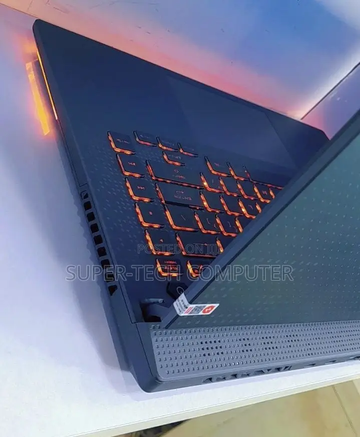 New Laptop Asus ROG Strix G15 16GB AMD Ryzen 9 SSD 512GB