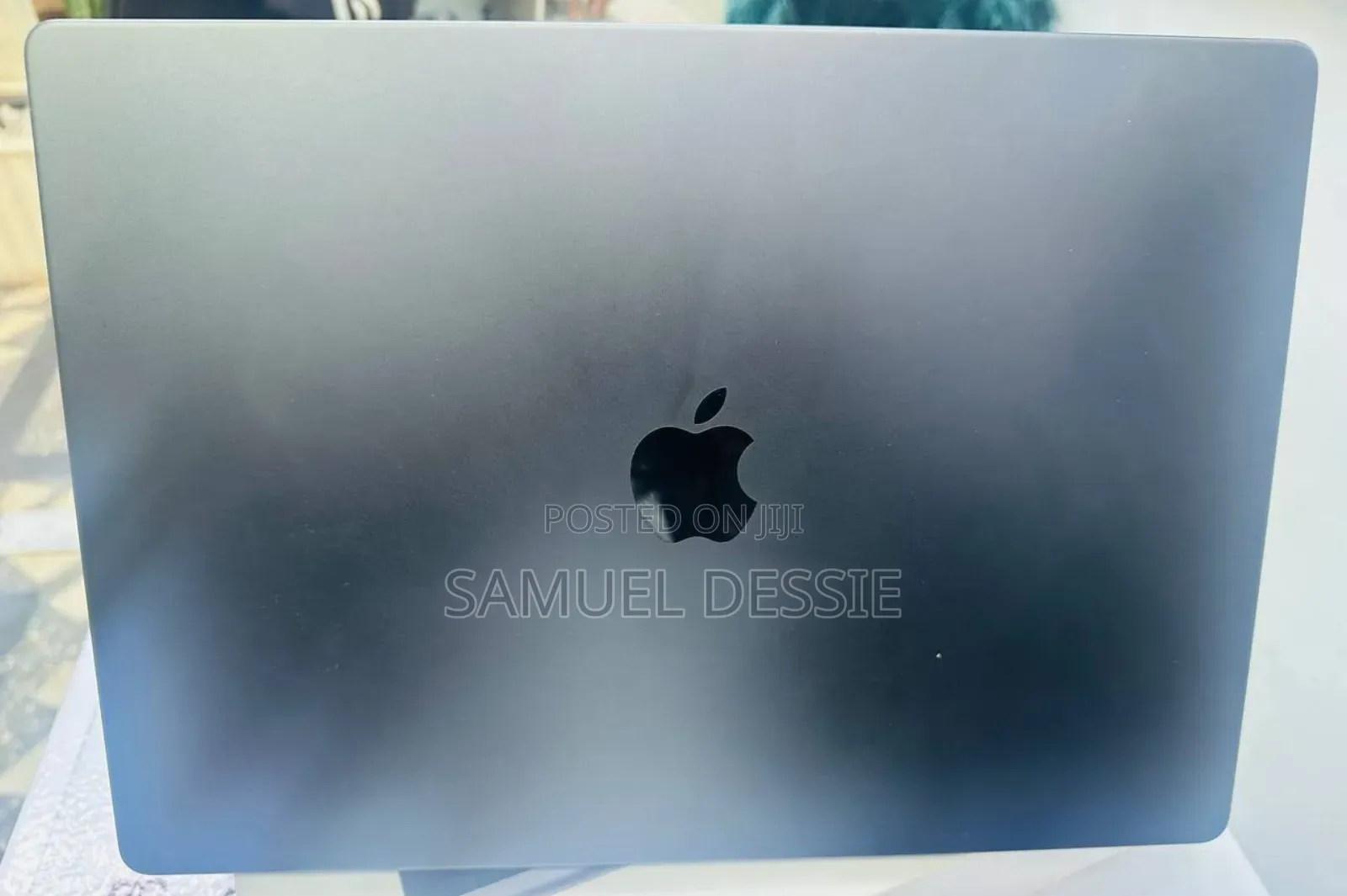 New Apple MacBook Pro 2023 M3 Pro 16-Inch 18GB Apple M3 SSD 512GB