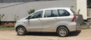 Toyota Avanza 2013 Silver
